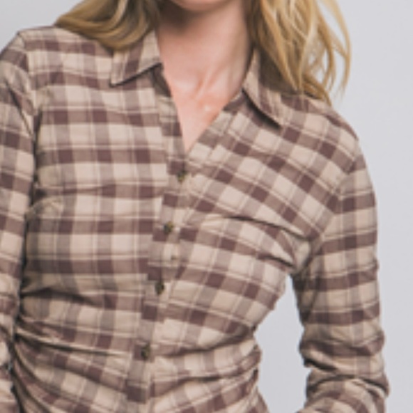Plaid Button-Up Shirt - Picture 6 of 6